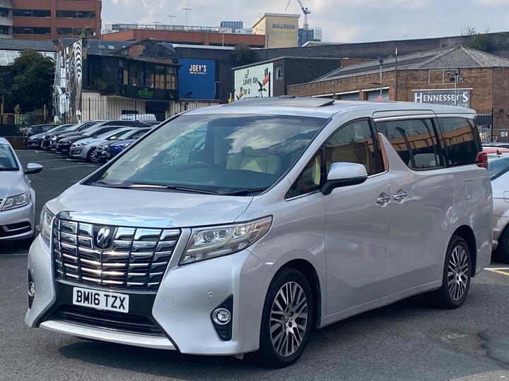 Toyota Alphard 2.4 PETROL 7 SEATER HUGE SPEC