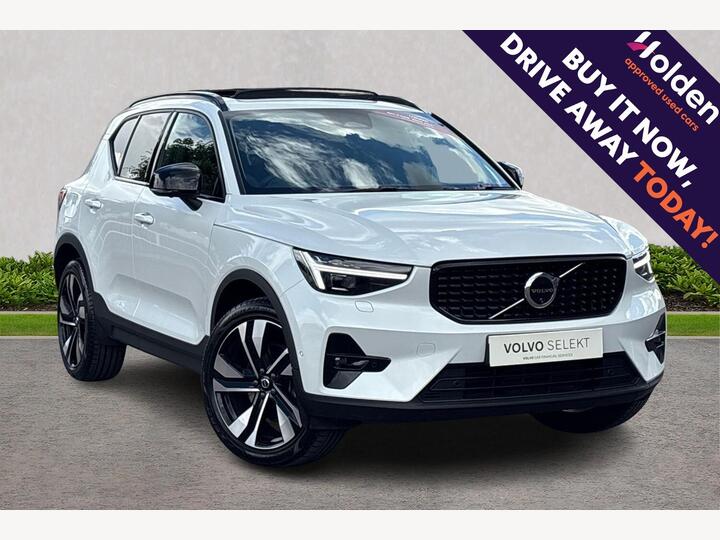 Volvo XC40 2.0 B3 MHEV Ultra Dark DCT Auto Euro 6 (s/s) 5dr