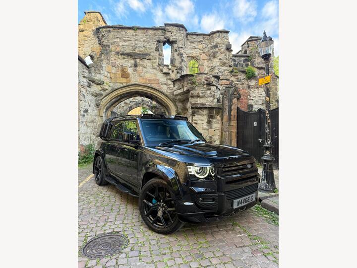 Land Rover Defender 110 2.0 SD4 SE Auto 4WD Euro 6 (s/s) 5dr