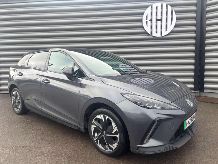 MG 4 64kWh Trophy Long Range Auto 5dr