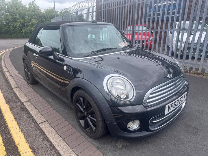 MINI Convertible 1.6 Cooper Auto Euro 6 2dr MINI Convertible 1.6 Cooper Auto Euro 6 2dr