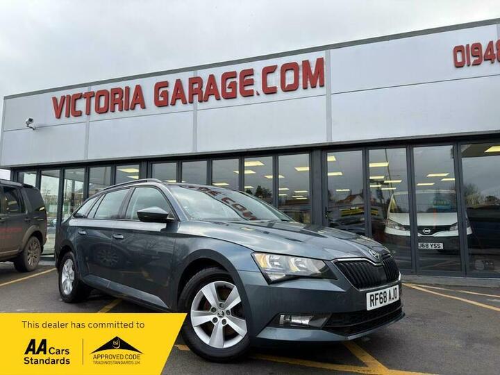 Skoda Superb 1.6 TDI S Euro 6 (s/s) 5dr Skoda Superb 1.6 TDI S Euro 6 (s/s) 5dr