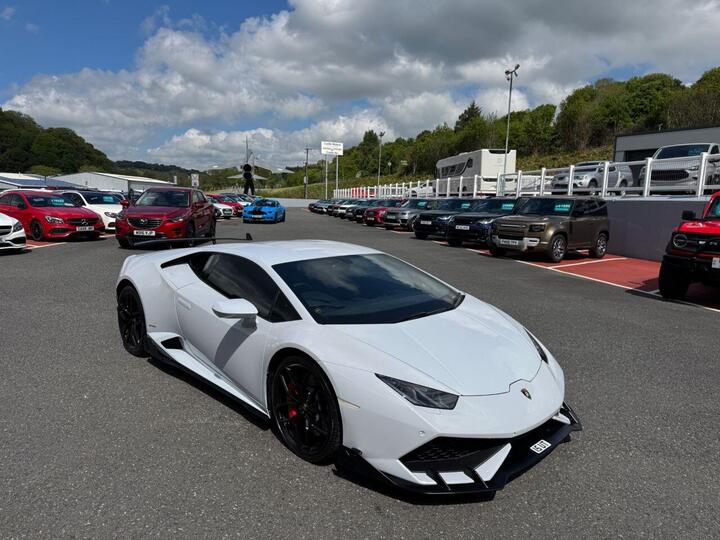 Lamborghini HURACAN 5.2 V10 LP 610-4 LDF 4WD Euro 6 (s/s) 2dr Lamborghini HURACAN 5.2 V10 LP 610-4 LDF 4WD Euro 6 (s/s) 2dr