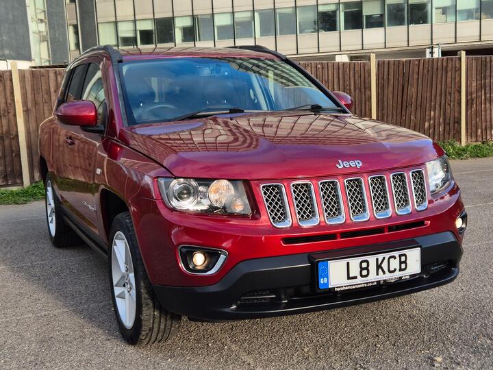 Jeep Compass 2.4 Limited Auto 4WD Euro 5 5dr Jeep Compass 2.4 Limited Auto 4WD Euro 5 5dr