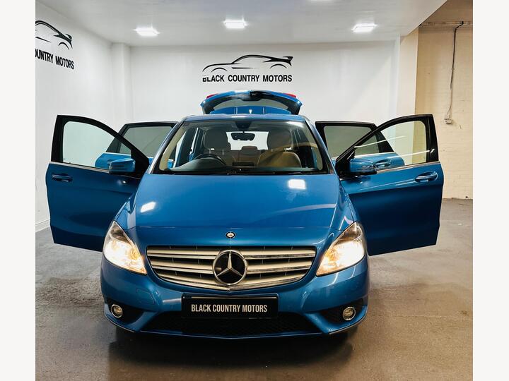 Mercedes-Benz B Class 1.8 B200 CDI BlueEfficiency SE 7G-DCT Euro 5 (s/s) 5dr