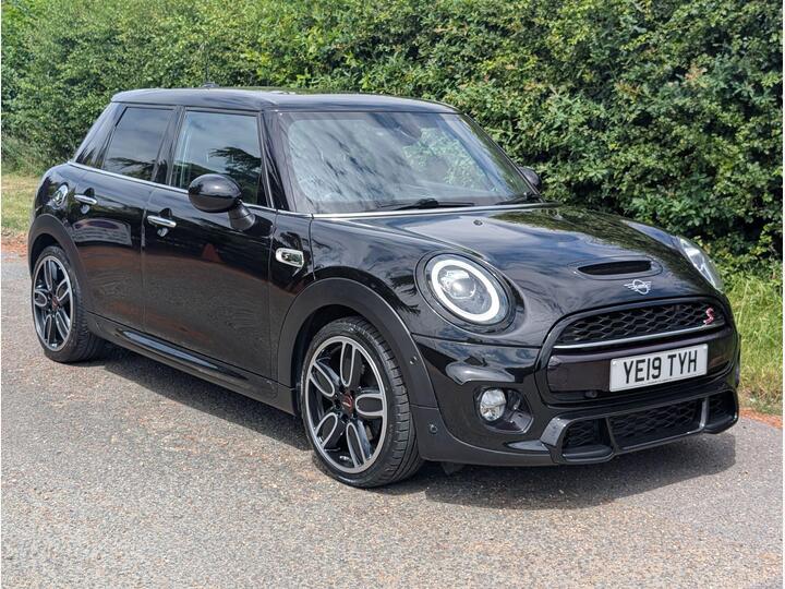 MINI Hatch 2.0 Cooper S Sport Steptronic Euro 6 (s/s) 5dr