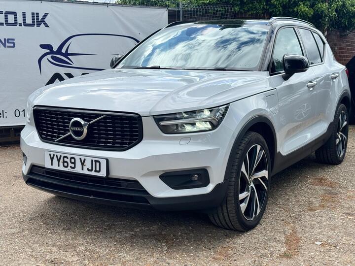 Volvo XC40 1.5h T5 Twin Engine 10.7kWh R-Design Pro Auto Euro 6 (s/s) 5dr