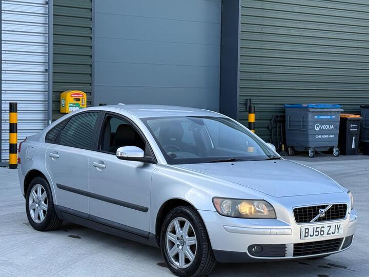 Volvo S40 1.6 S 4dr