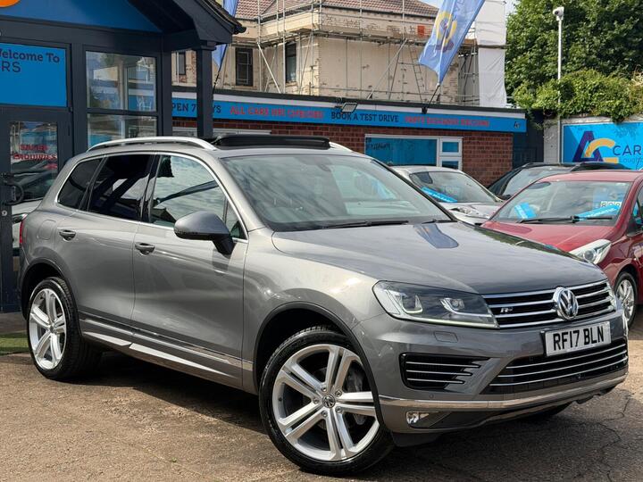 Volkswagen Touareg 3.0 TDI V6 BlueMotion Tech R-Line Plus Tiptronic 4WD Euro 6 (s/s) 5dr