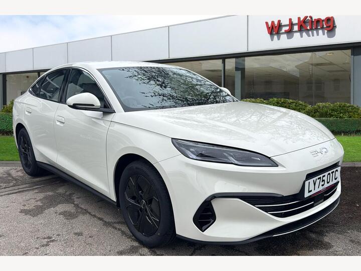 BYD Seal 6 DM I 1.5 10kWh Boost CVT Auto Euro 6 (s/s) 4dr