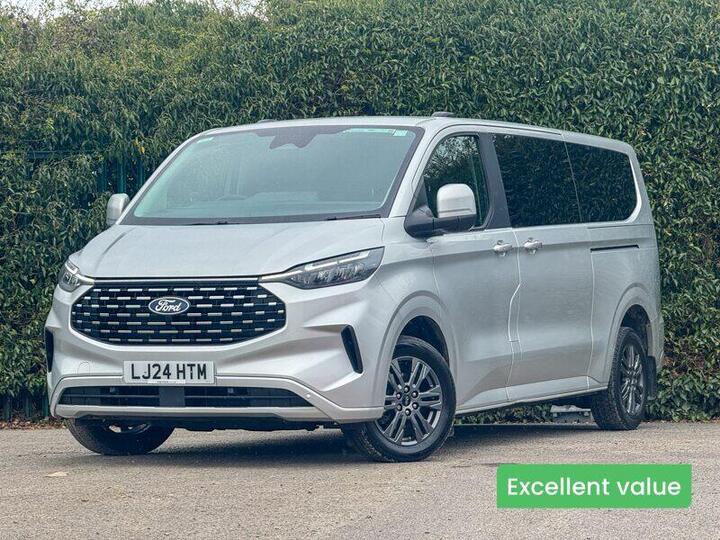 Ford Tourneo Custom 2.0 320 EcoBlue Titanium Luxe Auto L2 Euro 6 (s/s) 5dr Ford Tourneo Custom 2.0 320 EcoBlue Titanium Luxe Auto L2 Euro 6 (s/s) 5dr