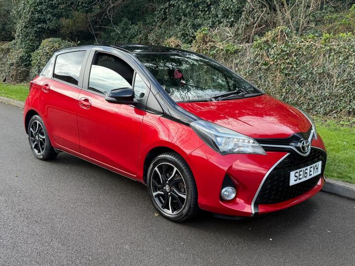 Toyota Yaris 1.33 Dual VVT-i Design Euro 6 5dr Toyota Yaris 1.33 Dual VVT-i Design Euro 6 5dr