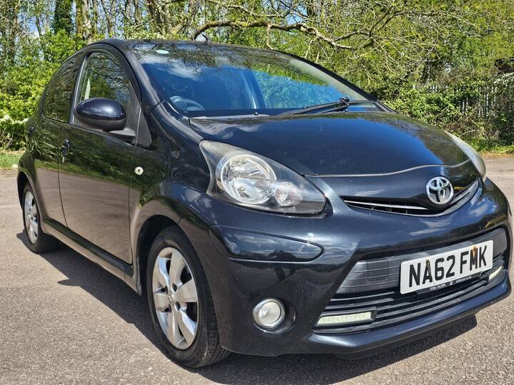 Toyota AYGO 1.0 VVT-i Fire Euro 5 5dr