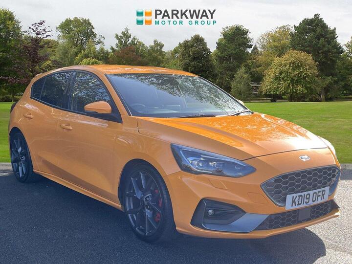 Ford Focus 2.3T EcoBoost ST Euro 6 (s/s) 5dr