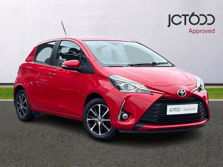 Toyota Yaris 1.5 VVT-i Icon Tech CVT Euro 6 5dr