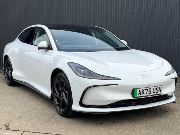 MG Im5 553kW Performance 100kWh