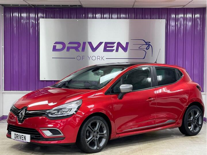 Renault CLIO 1.5 DCi Signature Nav Euro 6 (s/s) 5dr