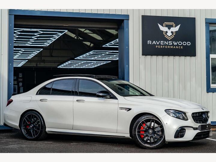 Mercedes-Benz E-CLASS 4.0 E63 V8 BiTurbo AMG S SpdS MCT 4MATIC+ Euro 6 (s/s) 4dr Mercedes-Benz E-CLASS 4.0 E63 V8 BiTurbo AMG S SpdS MCT 4MATIC+ Euro 6 (s/s) 4dr