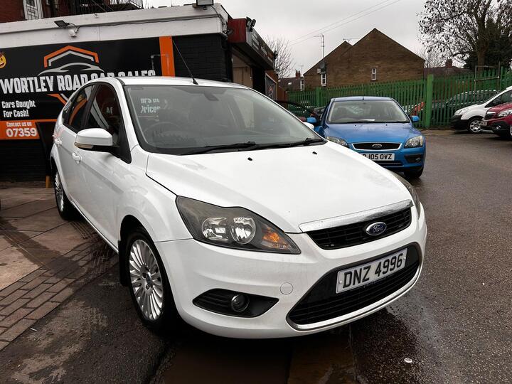 Ford Focus 1.6 Titanium 5dr