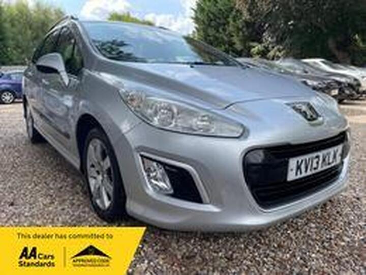 Peugeot 308 SW 1.6 E-HDi SR Euro 5 (s/s) 5dr Peugeot 308 SW 1.6 E-HDi SR Euro 5 (s/s) 5dr