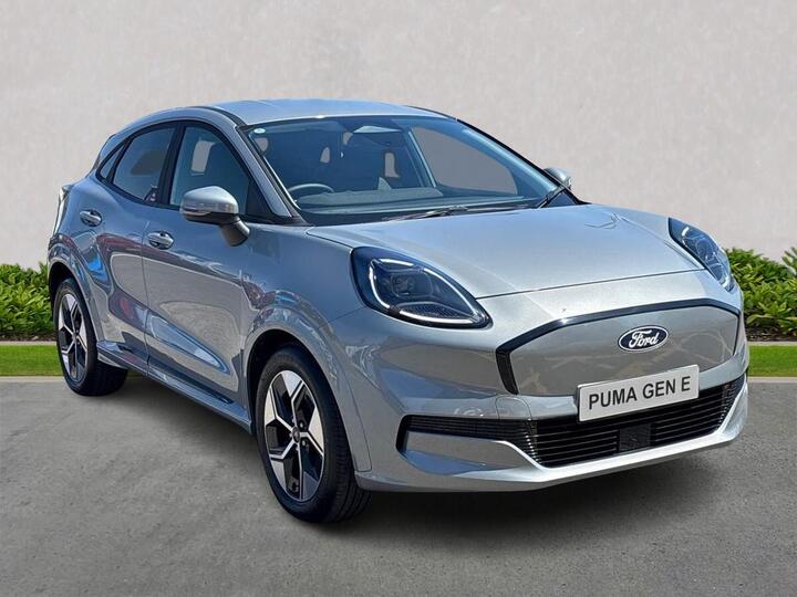 Ford PUMA Standard Range 46.8kWh Select Auto 5dr