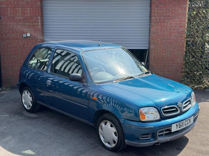 Nissan Micra 1.0 16v S CVT 3dr