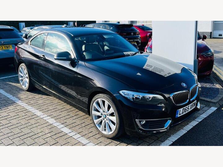 BMW 2 Series 2.0 220d Luxury Auto Euro 6 (s/s) 2dr