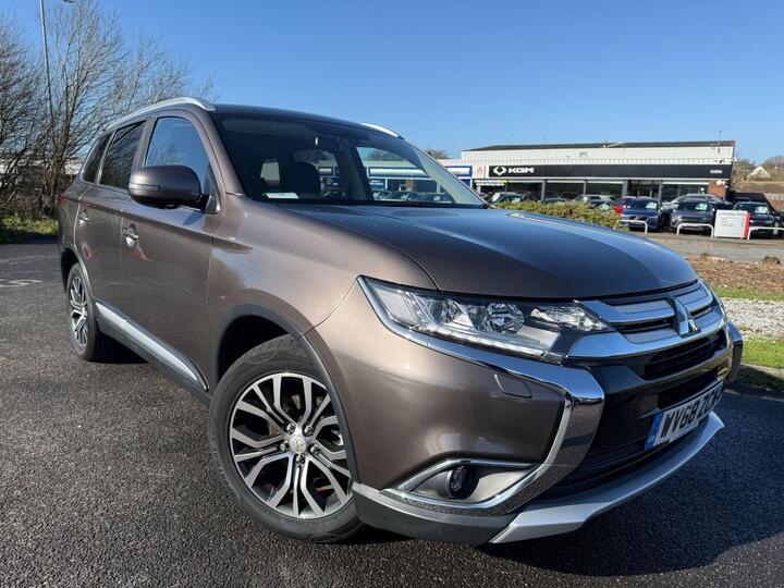 Mitsubishi Outlander 2.2 DI-D 4 Auto 4WD Euro 6 5dr