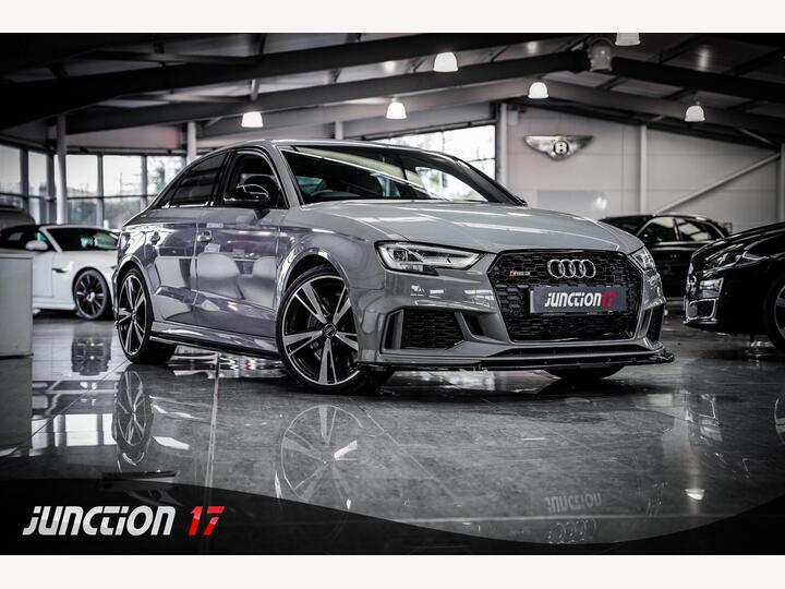 Audi RS3 2.5 TFSI S Tronic Quattro Euro 6 (s/s) 4dr