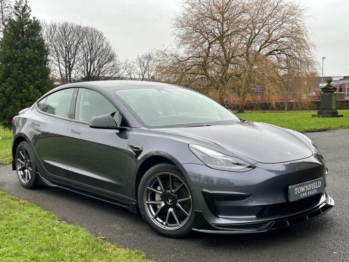 Tesla Model 3 Standard Range Plus Auto RWD 4dr