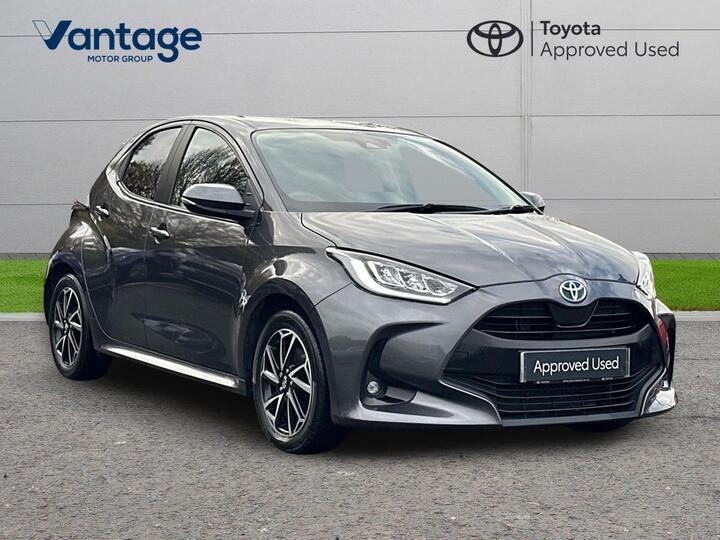 Toyota Yaris 1.5 VVT-h Design E-CVT Euro 6 (s/s) 5dr