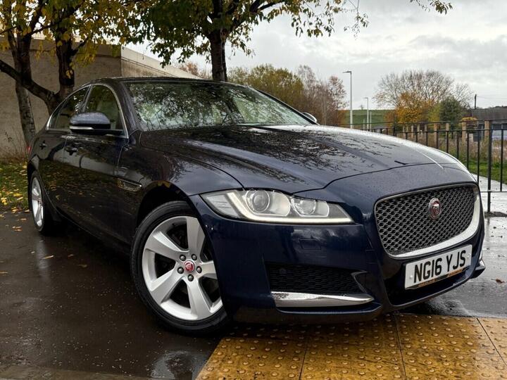 Jaguar XF 2.0d Portfolio Auto Euro 6 (s/s) 4dr