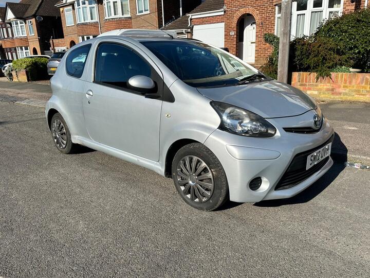 Toyota AYGO 1.0 VVT-i Ice Euro 5 3dr