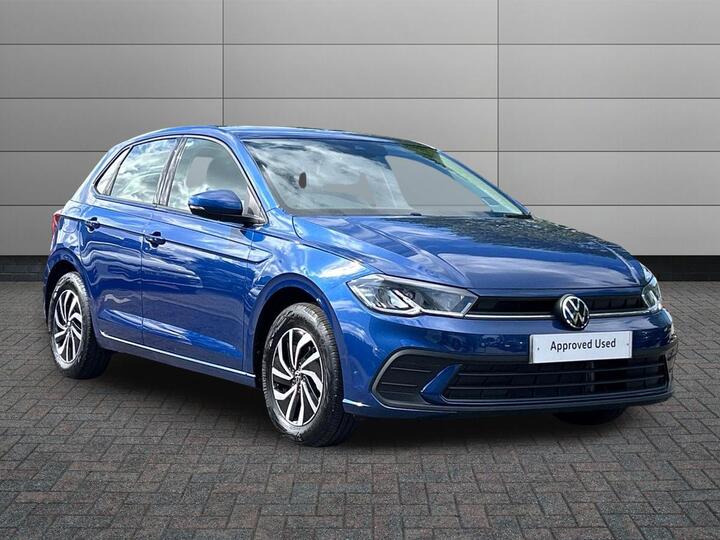 Volkswagen Polo 1.0 TSI Life Euro 6 (s/s) 5dr Volkswagen Polo 1.0 TSI Life Euro 6 (s/s) 5dr