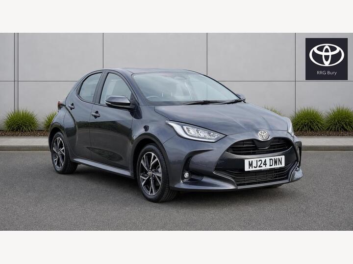 Toyota Yaris 1.5 VVT-h Design E-CVT Euro 6 (s/s) 5dr