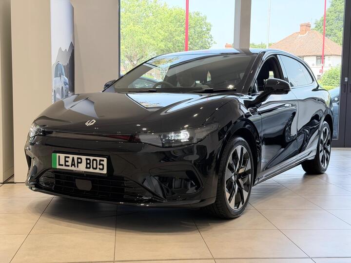 Leapmotor B05 67.1kWh Auto 5dr