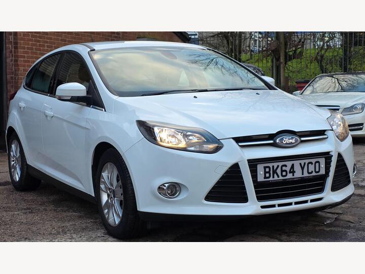 Ford Focus 1.6 Titanium Navigator Powershift Euro 5 5dr