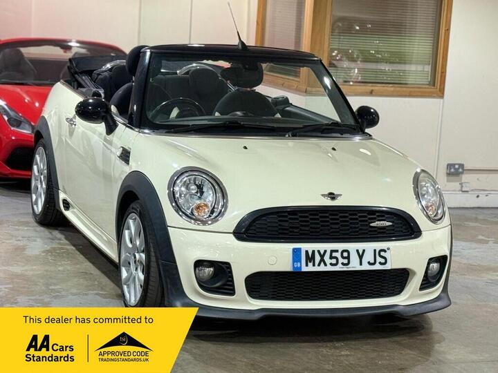 MINI Convertible 1.6 Cooper Auto Euro 4 2dr