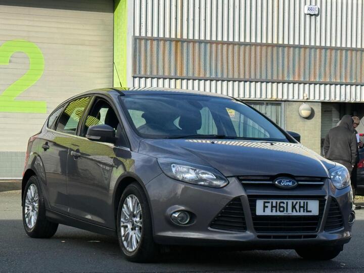 Ford Focus 1.6 TDCi Titanium Euro 5 (s/s) 5dr