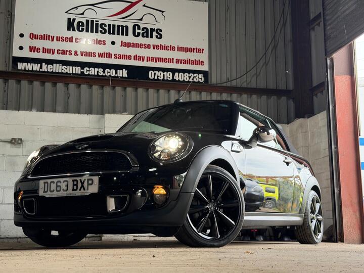 MINI Convertible 2.0 Cooper SD Euro 5 (s/s) 2dr