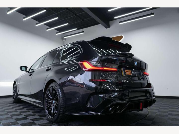 BMW 3 Series 2.0 330e 12kWh M Sport Touring Auto Euro 6 (s/s) 5dr BMW 3 Series 2.0 330e 12kWh M Sport Touring Auto Euro 6 (s/s) 5dr