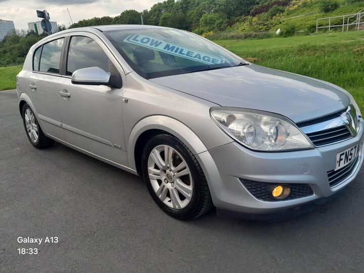 Vauxhall Astra 1.6i 16v Design 5dr