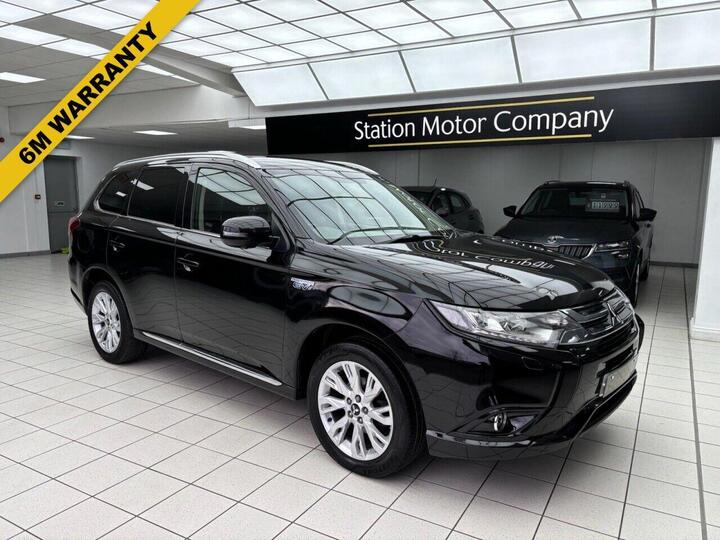 Mitsubishi OUTLANDER 2.0h 12kWh 4h CVT 4WD Euro 6 (s/s) 5dr
