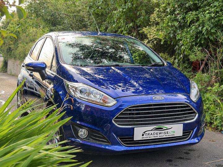 Ford Fiesta 1.0T EcoBoost Titanium Euro 6 (s/s) 5dr