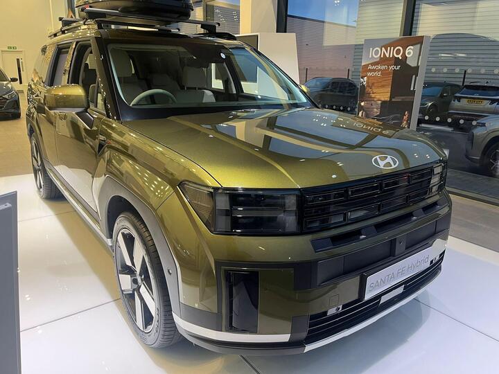 Hyundai Santa Fe 1.6 H T-GDi Ultimate Auto 4WD Euro 6 (s/s) 5dr (7Seat)