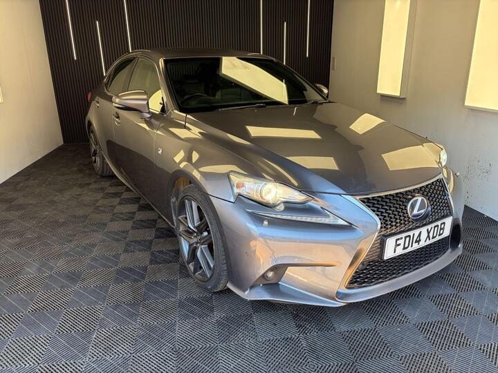 Lexus IS 2.5 300h F Sport E-CVT Euro 5 (s/s) 4dr