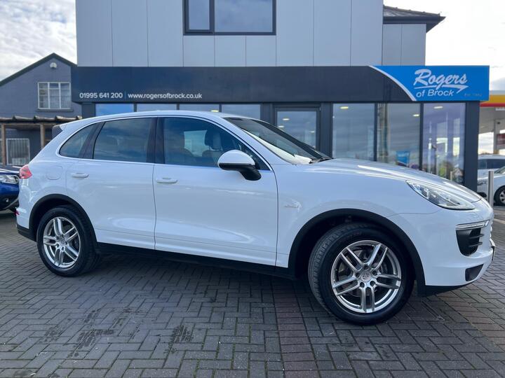 Porsche Cayenne 3.0 TD V6 TiptronicS 4WD Euro 6 (s/s) 5dr
