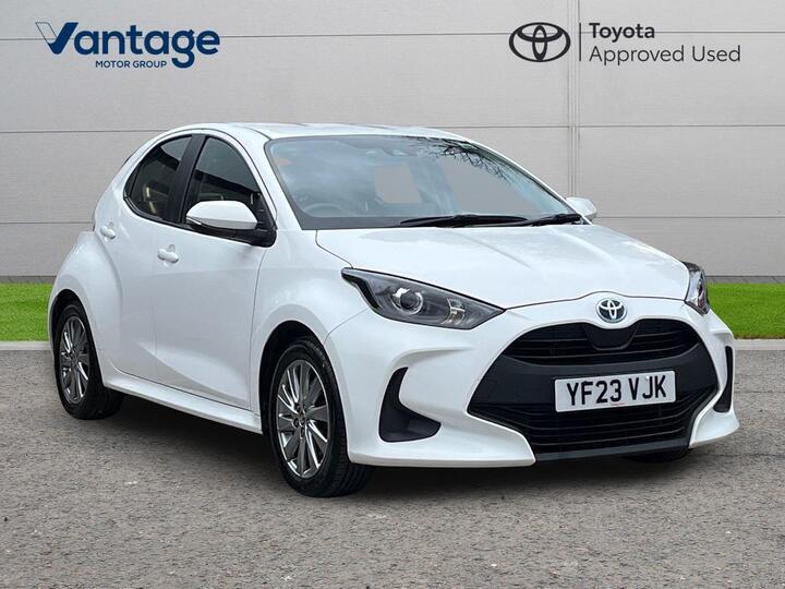 Toyota Yaris 1.5 VVT-h Icon E-CVT Euro 6 (s/s) 5dr