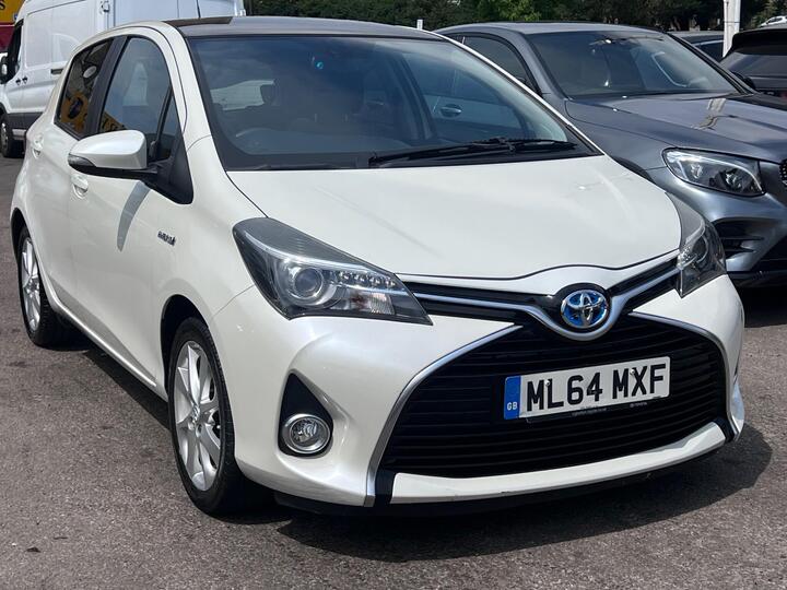 Toyota Yaris 1.5 VVT-h Excel E-CVT Euro 6 5dr (15in Alloy)