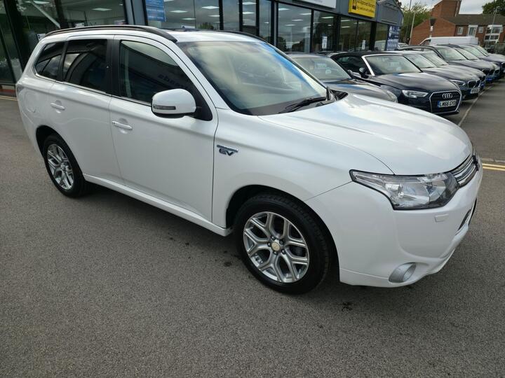 Mitsubishi Outlander 2.0h 12kWh GX4h CVT 4WD Euro 5 (s/s) 5dr